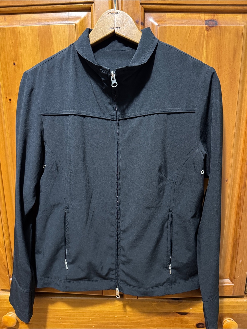 Lucy Activewear Black Lightweight Zip-Front Athletic Jacket